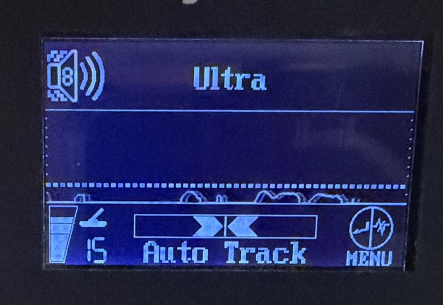 AlgoForce E1500 Plus screen showing Tracking Ground Balance Speed 1