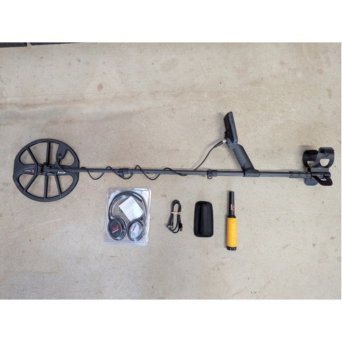 Minelab Equinox 900 Metal Detector Second Hand