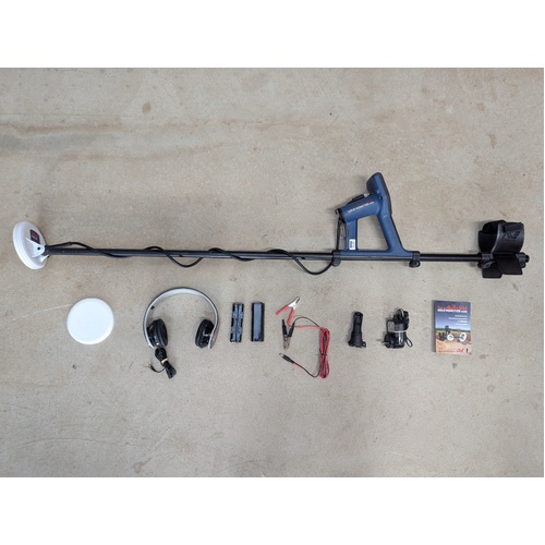 Minelab Gold Monster 1000 Metal Detector Second Hand