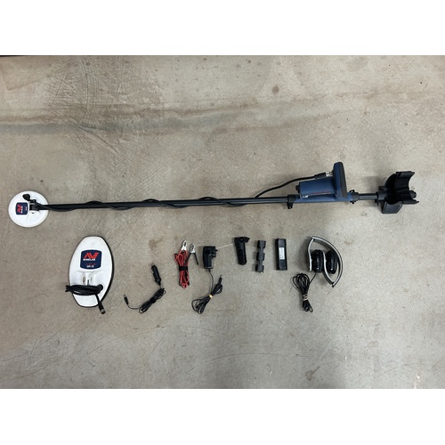 Minelab Gold Monster 1000 Metal Detector Second Hand